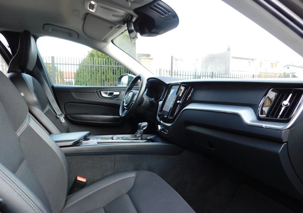 Volvo XC 60 cena 102222 przebieg: 194000, rok produkcji 2018 z Węgorzyno małe 436